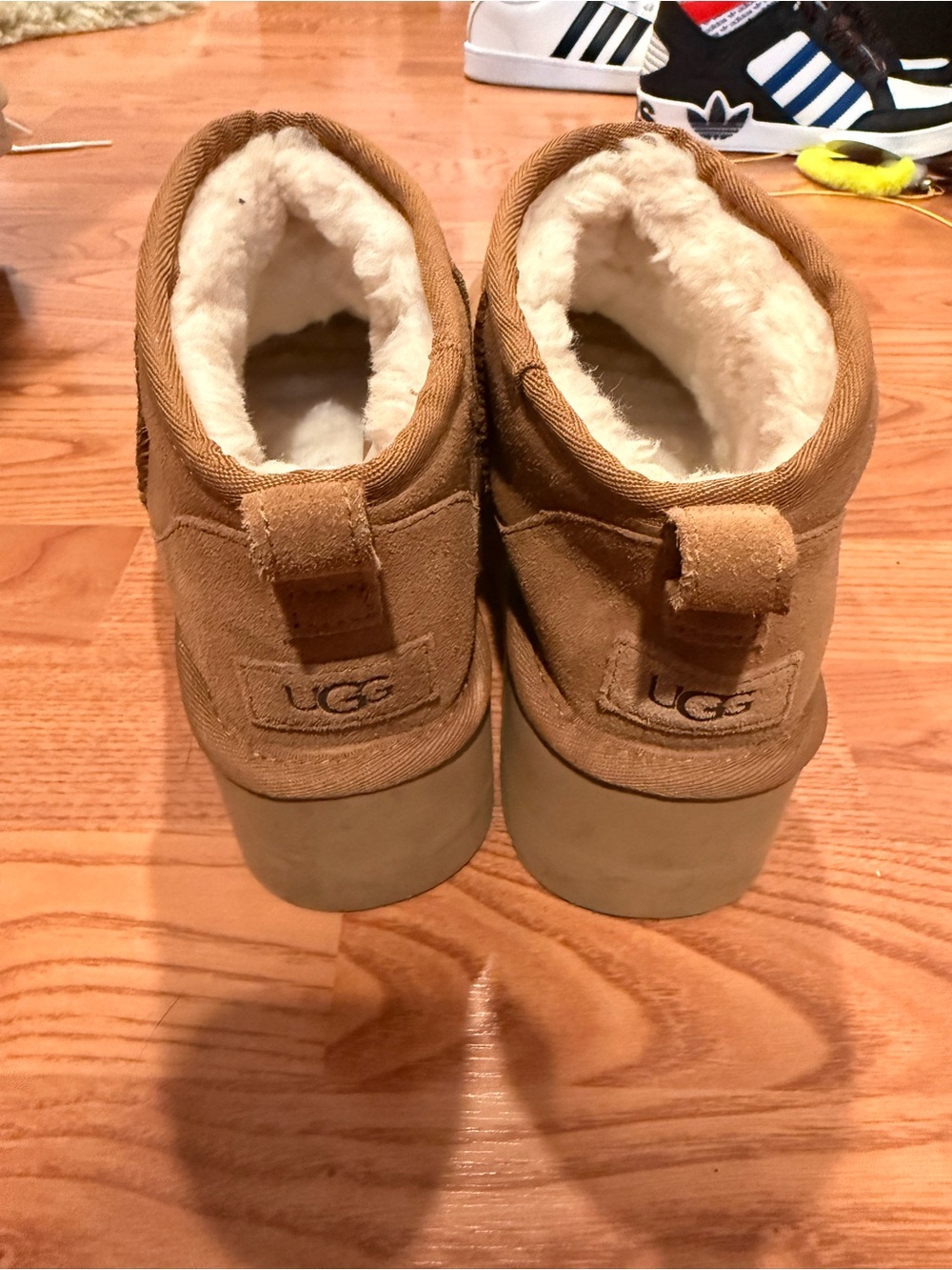 UGG Kids Chestnut Suede Shearling-Lined Slippers